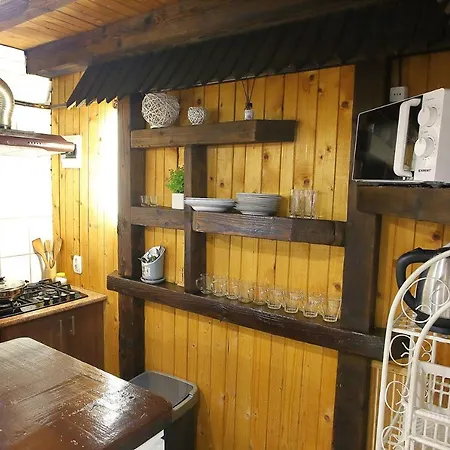 Guest house анасоль з чаном - джакузі басейн з підігрівом