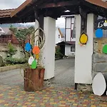 Guest house анасоль з чаном - джакузі басейн з підігрівом Slavske